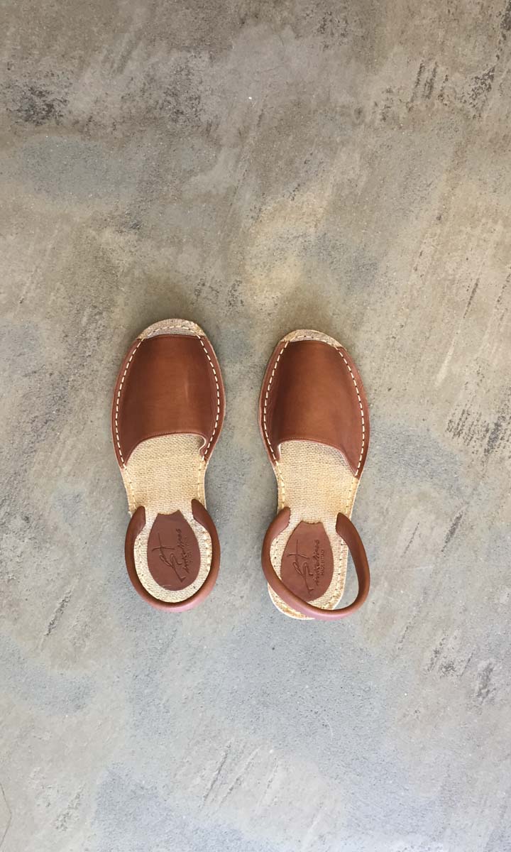 Importante Tan Leather Sandals - Image 5